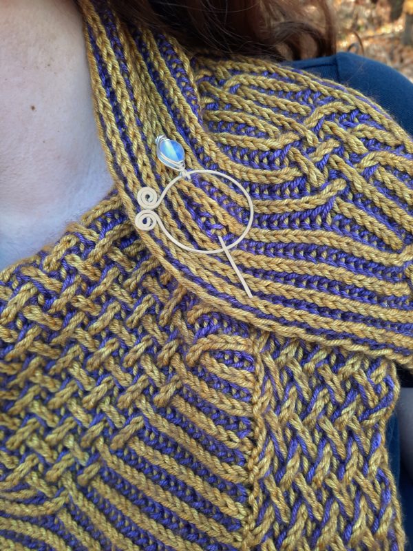 Gilded Grapes Shawl Kit - Image 2