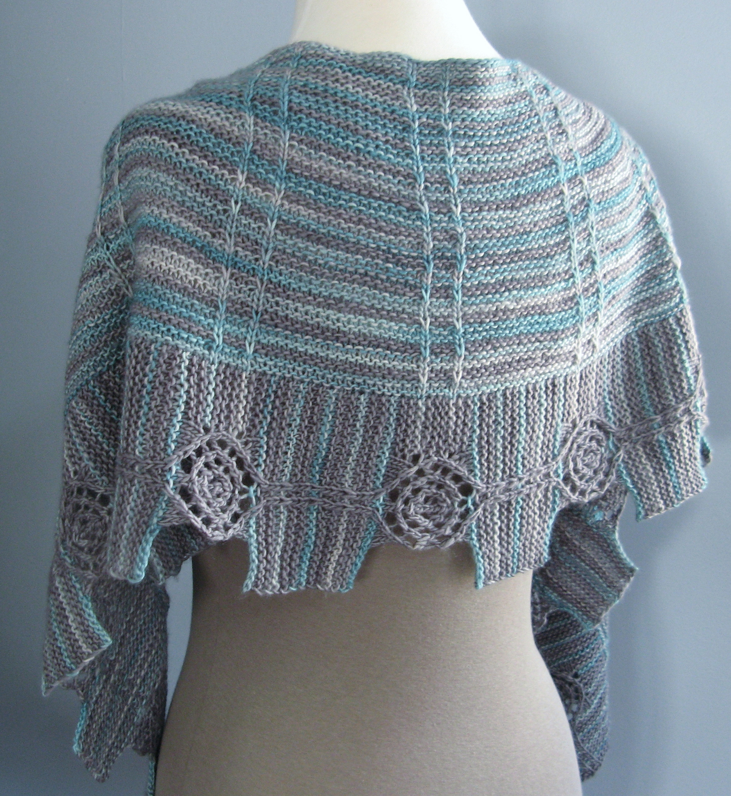 Clockworks Collection: Cogwheel Shawl Kit
