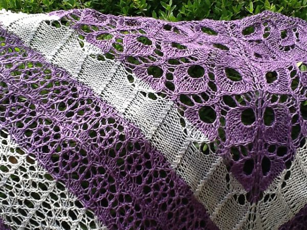 Clockworks Collection: Flywheel Shawl Kit - Image 4