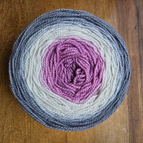 Helm's Deep - Ursula Gradient Cake - Image 2